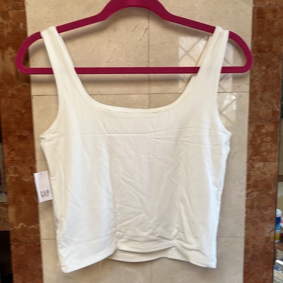 BNWT! Barbie X Gap Crop Top - Picture 4 of 4
